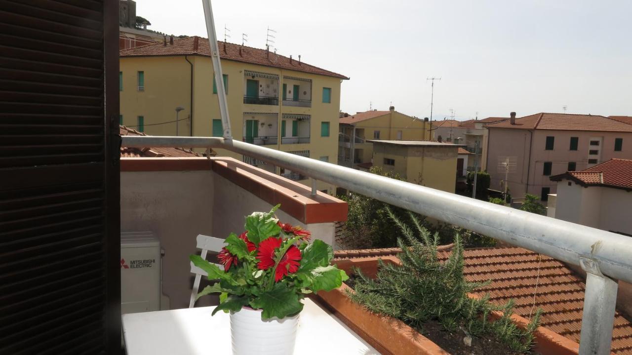 Residenza Turistico Alberghiera Corallo Кастільйоне-делла-Пеская Екстер'єр фото