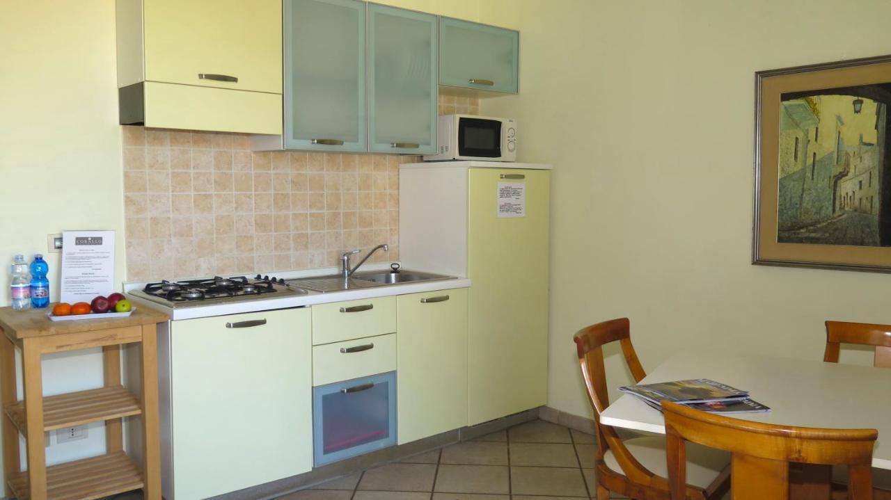 Residenza Turistico Alberghiera Corallo Кастільйоне-делла-Пеская Екстер'єр фото
