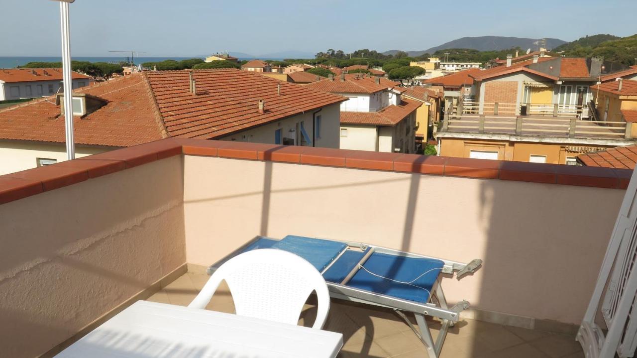 Residenza Turistico Alberghiera Corallo Кастільйоне-делла-Пеская Екстер'єр фото