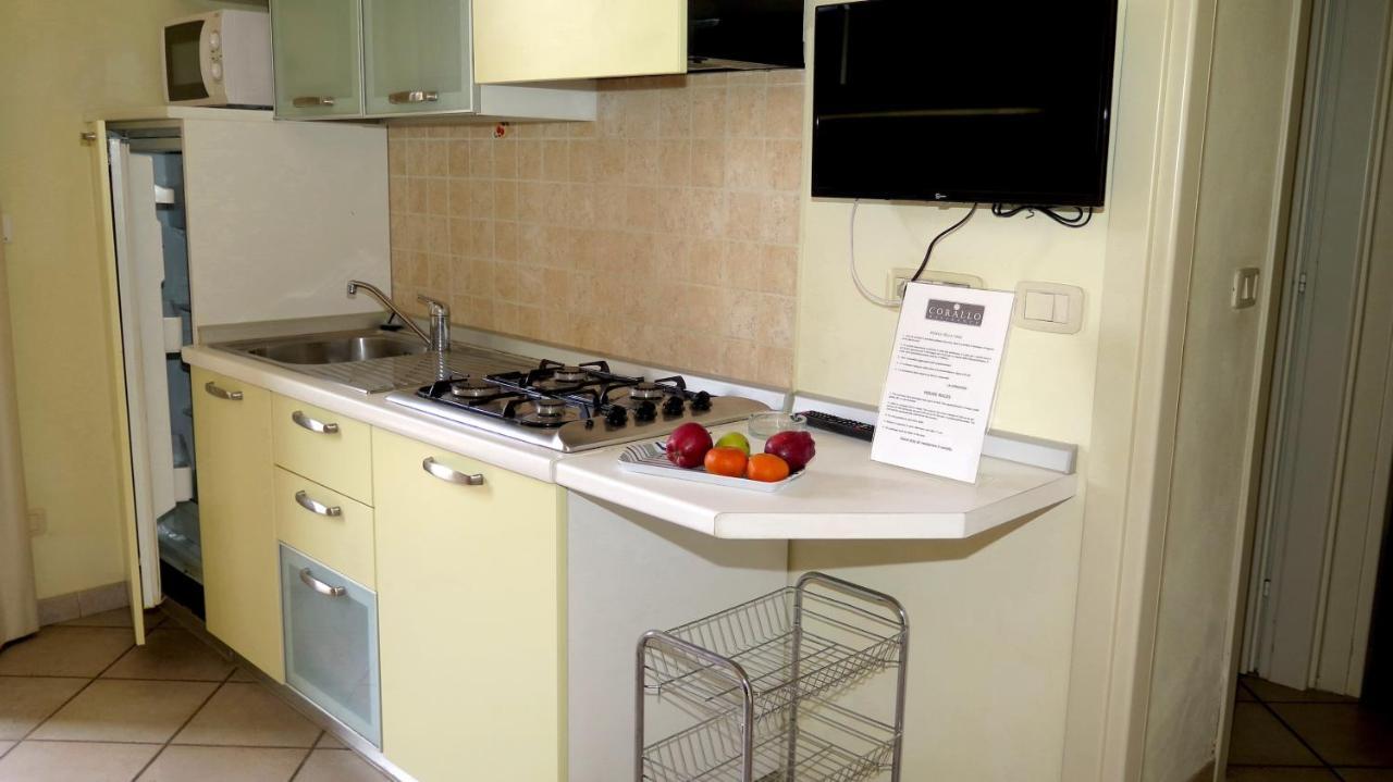 Residenza Turistico Alberghiera Corallo Кастільйоне-делла-Пеская Екстер'єр фото