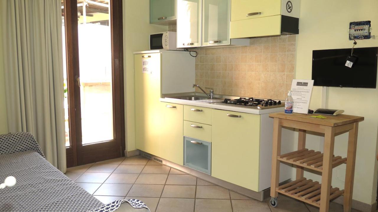 Residenza Turistico Alberghiera Corallo Кастільйоне-делла-Пеская Екстер'єр фото
