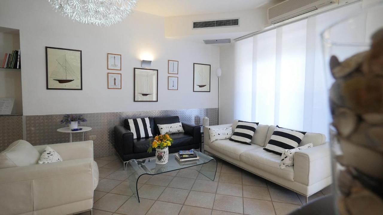 Residenza Turistico Alberghiera Corallo Кастільйоне-делла-Пеская Екстер'єр фото